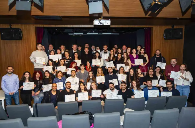 Folkart Academy, ikinci dönem mezunlarını verdi
