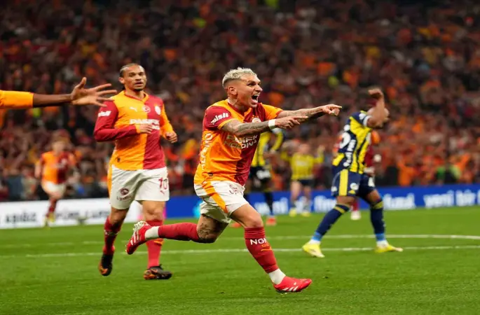 Galatasaray bu sezon ilk kez Fenerbahçe’yi yendi
