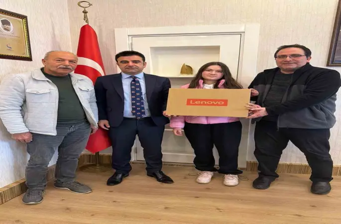 Gazipaşa’da yangın mağduru öğrenciye devlet şefkati
