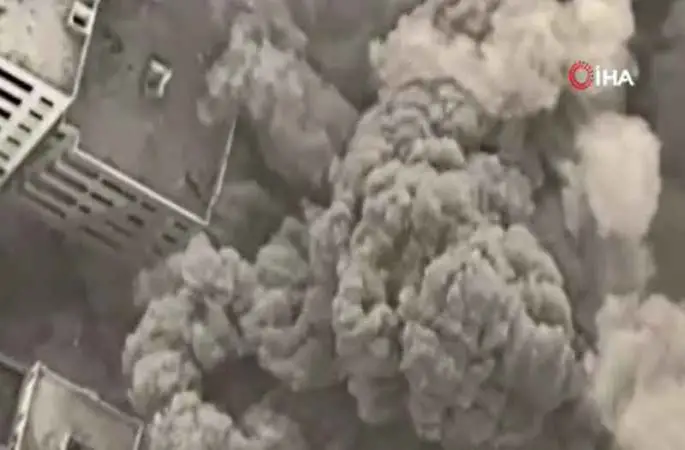 İsrail’den Gazze’de sivillerin sığındığı okula saldırı: 100’den fazla kişi hayatını kaybetti