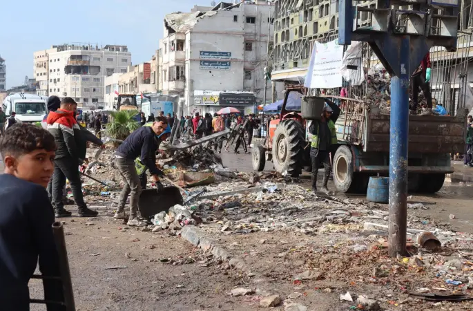 Gazzelilerden "Yeniden İnşa Edeceğiz" Kampanyası