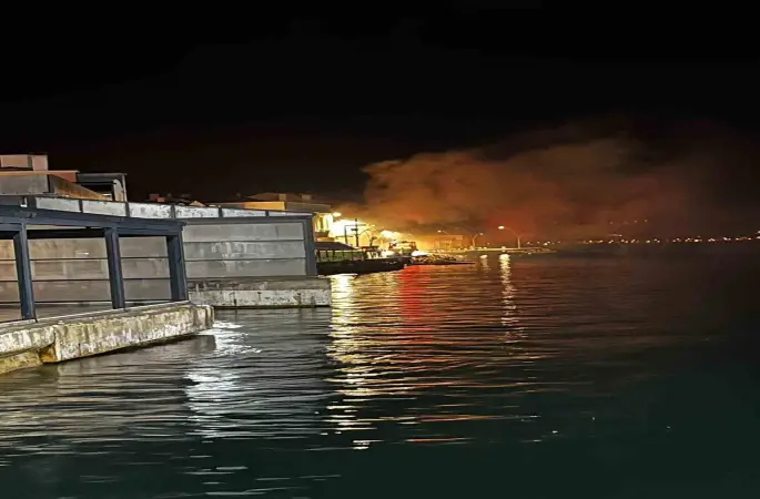 Gelibolu’da korkutan yangın
