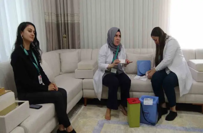 Gercüş’te sağlık ekiplerinden köy köy "aşı" seferberliği
