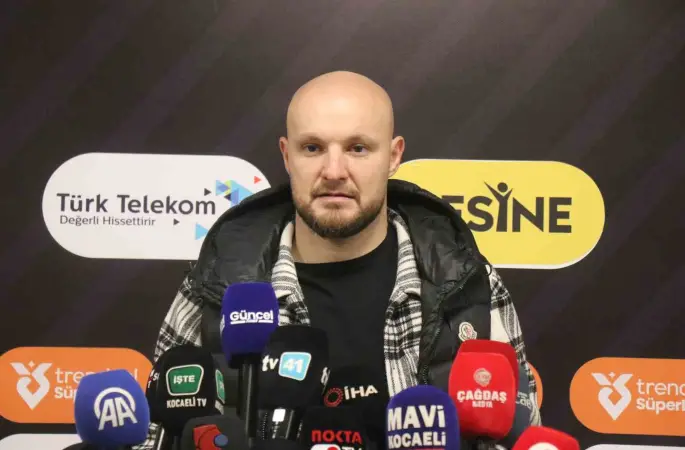 Gökhan Değirmenci: "Penaltı gibi gözüküyor, maalesef verilmedi"
