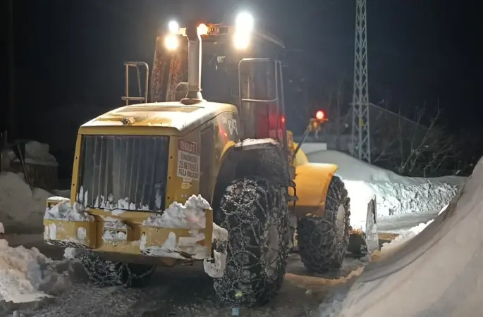 Göksun kırsalında kar mesaisi
