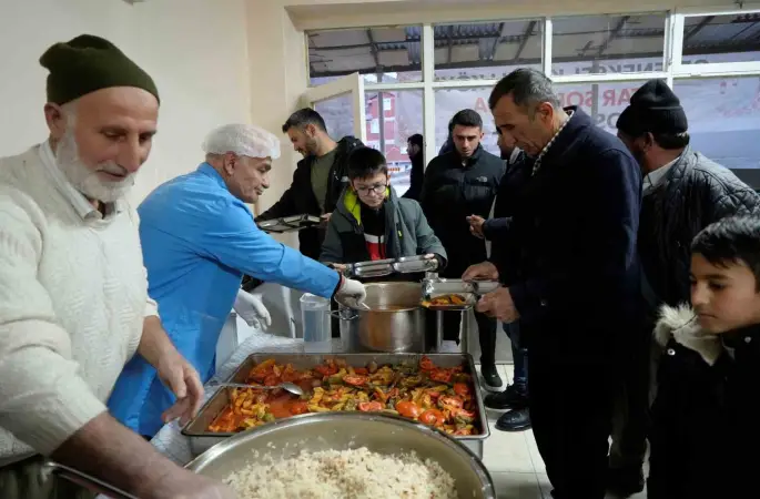 Gümüşhane’nin Kırıklı köyünde 22 yıldır ücretsiz iftar veriliyor
