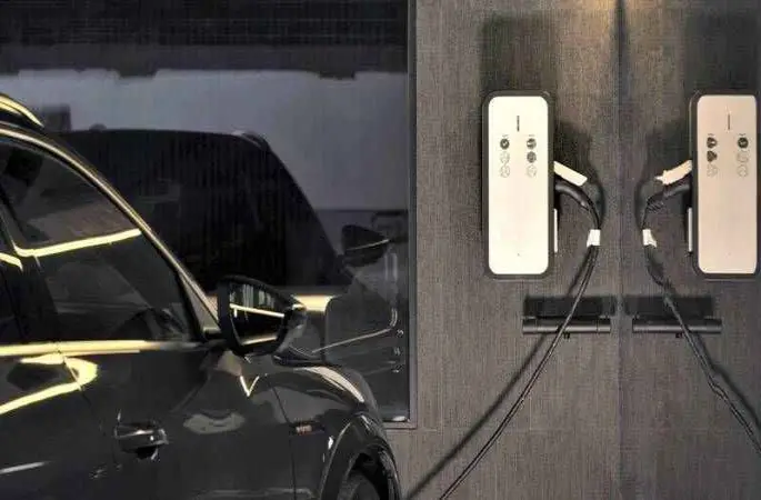 Hager, “Yapılarda Dönüşüm Zirvesi’nde sürdürülebilir çözümlerini sergiledi