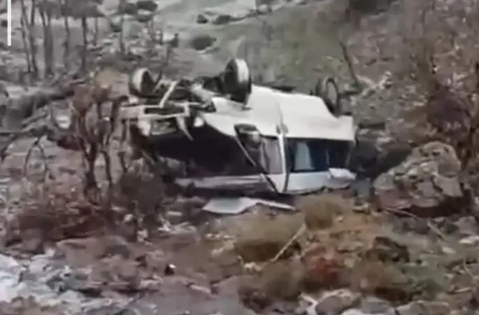 Hakkari’de trafik kazası: 3 yaralı
