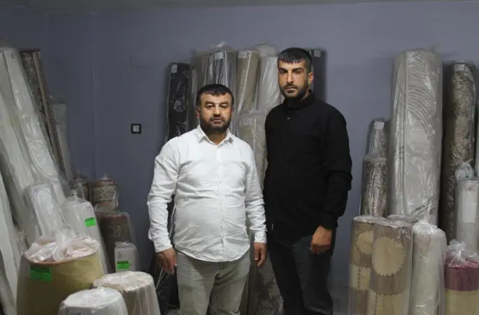 Halının içinden servet çıktı