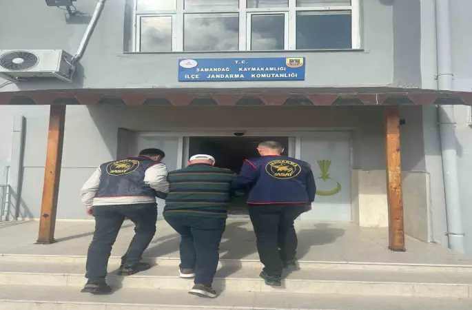 Hatay’da sahte isimle, sigortasız işlerde çalışarak  9 yıldır kaçan aranan şahıs JASAT operasyonuyla yakalandı
