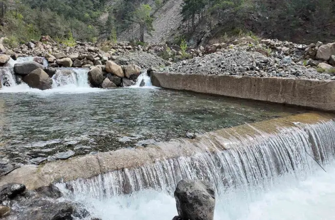 HATSU, Akçay isale hattını yenileyerek su kayıplarını azaltıyor
