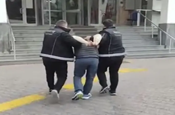 ‘Hırsızlık’ suçundan 23 yıl kesinleşmiş hapsi bulunan şahıs yakalandı
