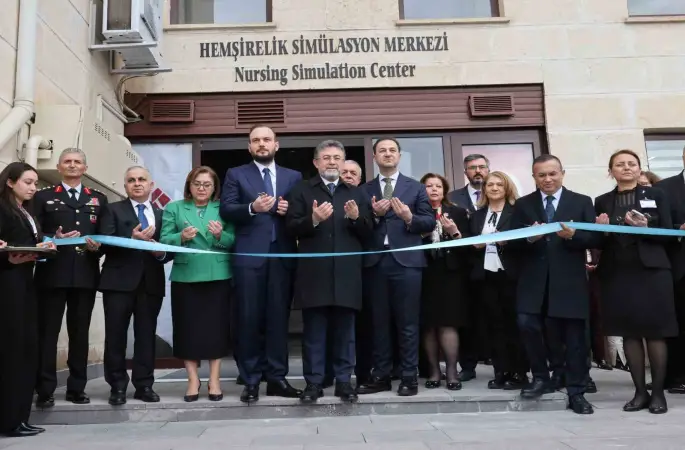 HKÜ’de Hemşirelik Simülasyon Merkezi ile İleri Araştırma ve Uygulama Laboratuvarı açıldı
