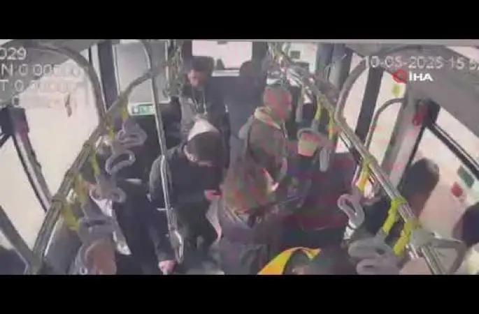 Metrobüs kazasının yeni görüntüleri ortaya çıktı