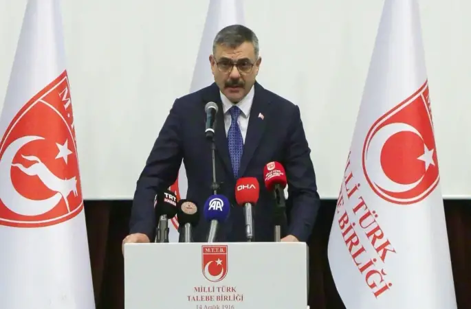 İçişleri Bakanı Çiftçi: "Siyaset, halka hizmeti Hakk’a hizmet bilerek çalışmaktır
