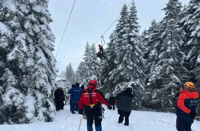 İçişleri Bakanı’ndan JAK ve AFAD’a tebrik...Kurtarma çalışmasına 96 personel katıldı
