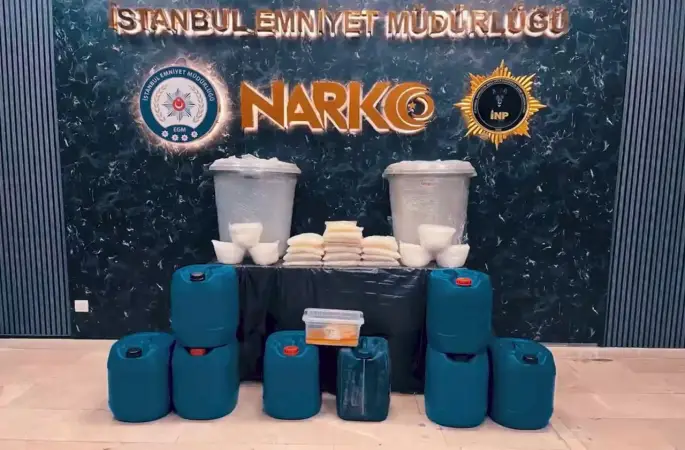 İçişleri Bakanlığı: "75 ilde düzenlenen operasyonlar sonucu, 958 kilo uyuşturucu madde ve 1 milyon 263 bin 58 adet uyuşturucu hap ele geçirildi"
