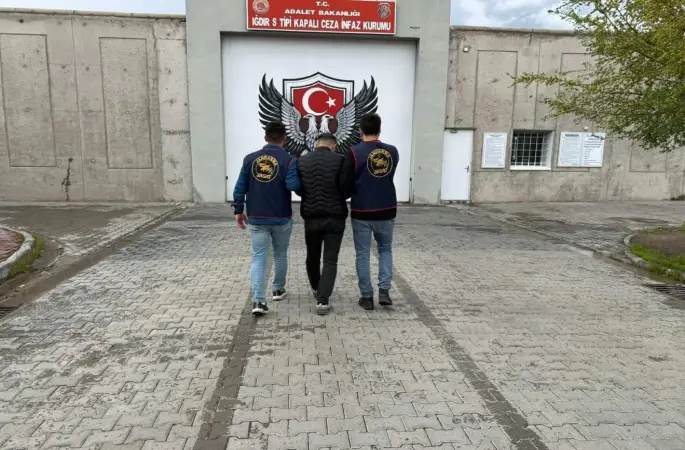 Iğdır’da 11 yıl 1 ay hapis cezası bulunan şahıs yakalandı
