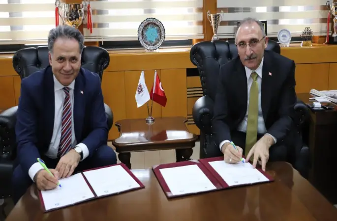 İnönü Üniversitesi ile Fırat Üniversitesi arasında iş birliği protokolü
