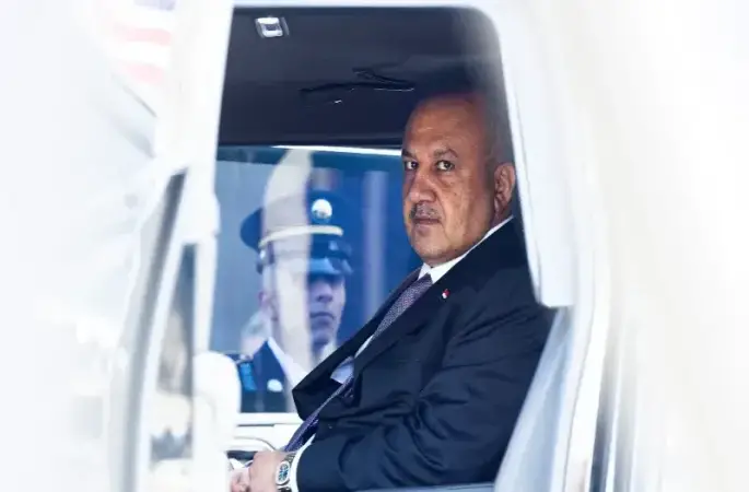 Irak Savunma Bakanı el-Abbasi: Teröristlerin vatanımıza sızmasına izin vermeyeceğiz