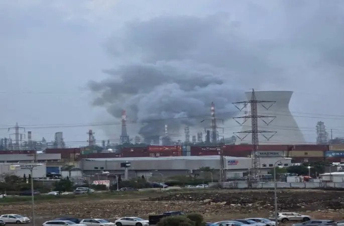 İran, İsrail’deki Hayfa Petrol Rafinerisi’ni hedef aldı
