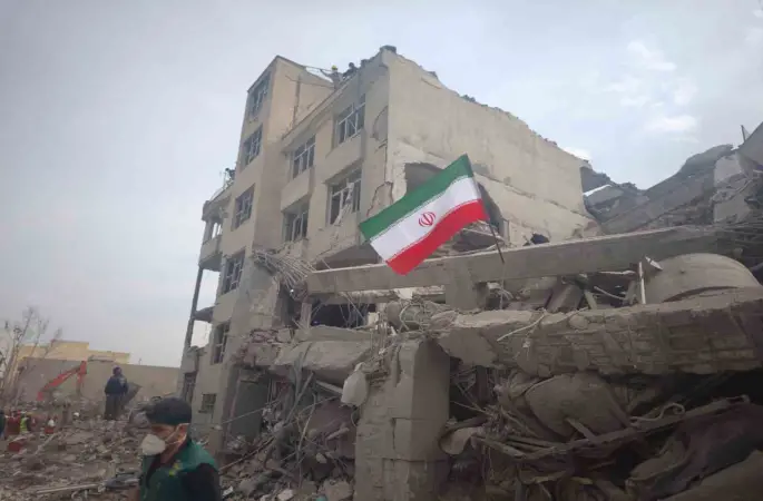 İran’da 40 kişinin hayatını kaybettiği Risalet Meydanı yerle bir oldu
