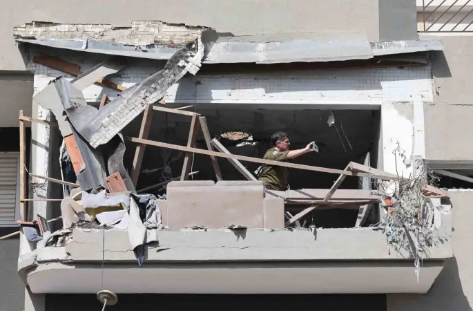 İran’ın İsrail’e misilleme saldırılarında can kaybı 15’e yükseldi
