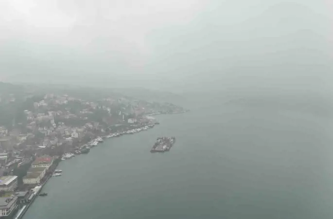 İstanbul bayram sabahına sisle uyandı
