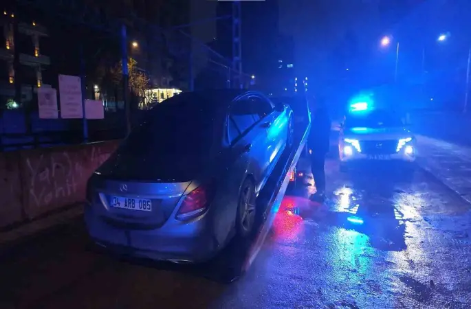 İstanbul Emniyeti’nden trafikte sıfır tolerans: Takipten kaçamadı
