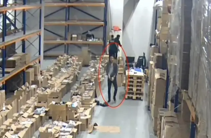 İstanbul Havalimanı Gümrük Müdürlüğü’nde görevli 4 gümrük personeli usulsüzlük iddiasıyla gözaltına alındı
