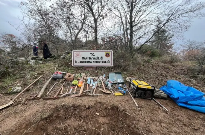 İzinsiz kazıya jandarmadan suçüstü
