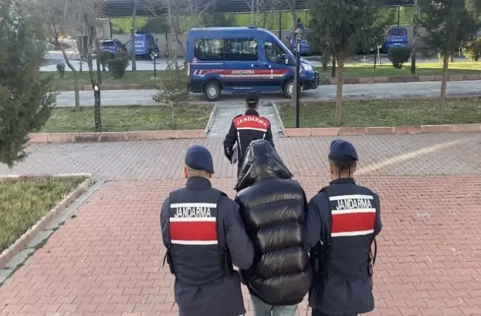 Jandarmadan uyuşturucu tacirine baskın: 1 tutuklama
