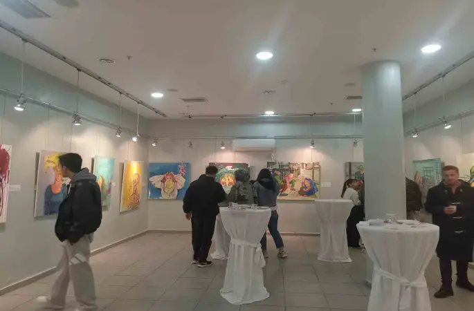 Kahta’da sanat ve çevre temalı sergi ilgi gördü
