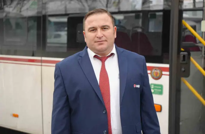 Kalp krizi geçiren yolcuyu otobüsle hastaneye götüren şoför: "Aynı durum tekrar yaşansa yine en yakın hastaneye yönelirim"
