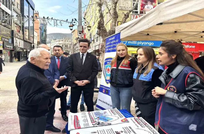 Karabük’te dolandırıcılığa karşı bilgilendirme stantları kuruldu
