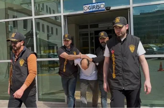 Kardeşini öldüren zanlı adliyeye sevk edildi
