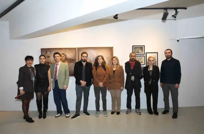 Karşılaşmalar, Devinimler, İzler sergisi ziyarete açıldı
