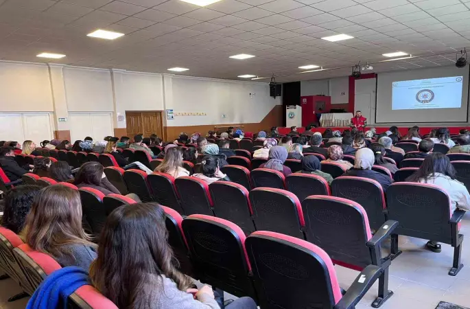 Kars’ta 442 öğretmene terörle mücadele farkındalık eğitimi
