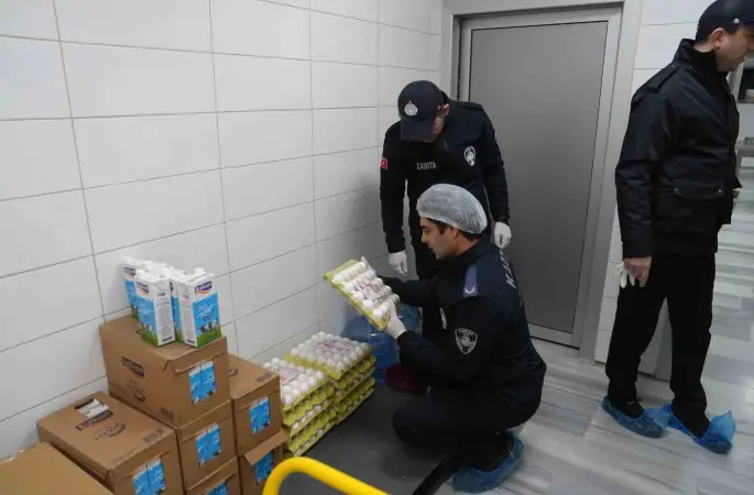 Kartal Belediyesi’nden fırınlara Ramazan öncesi denetim
