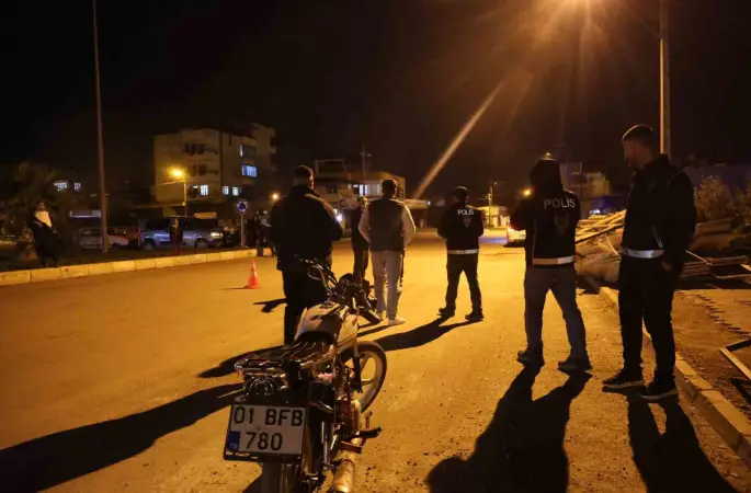 Kasksız sürücüden polise ilginç teklif: "Cezayı bana değil, plakaya yazın"
