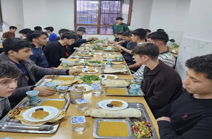 Kaymakam Algın, öğrencilerle iftar programında buluştu
