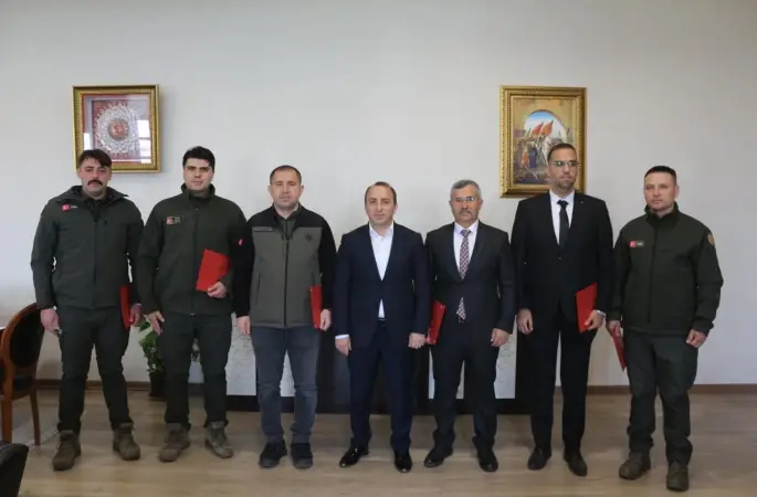 Kaymakam Erdoğan’dan orman personeline teşekkür belgesi
