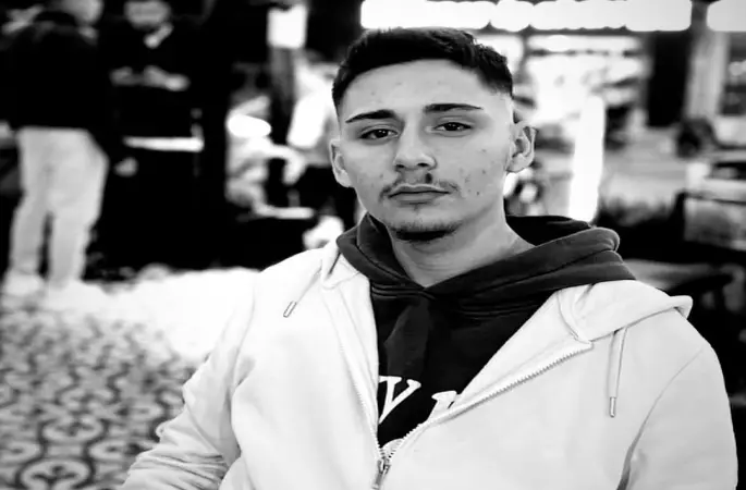 Kazada ağır yaralanan genç sürücü hayatını kaybetti
