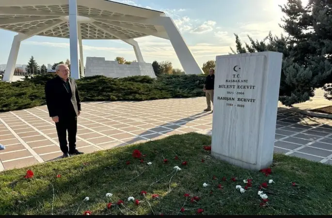 Kemal Kılıçdaroğlu'ndan Ecevit Paylaşımı