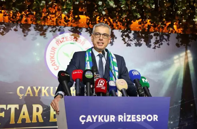 Kemal Memişoğlu "Rizespor Süper Lig’deki spor kulüplerine örnek olan davranış ve yapı içerisinde"
