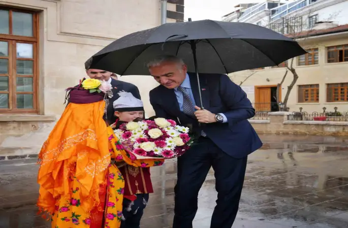Kilis’te tarihi eserler yürütülen restorasyon çalışmalarıyla yeniden ayağa kaldırılıyor
