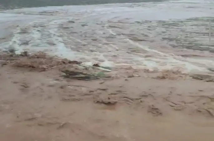 Kırşehir’de sağanak, su baskınlarına neden oldu
