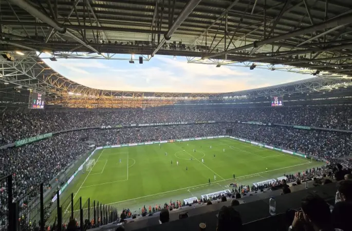 Kocaelispor - Galatasaray maçında 31 bin kişiyle seyirci rekoru kırıldı