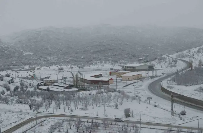 Konya beyaza büründü
