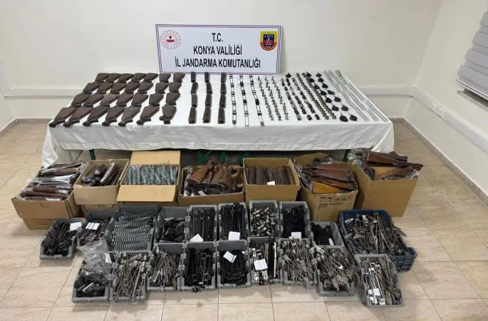 Konya’da jandarmadan 7 ayrı silah operasyonu: 3 tutuklama
